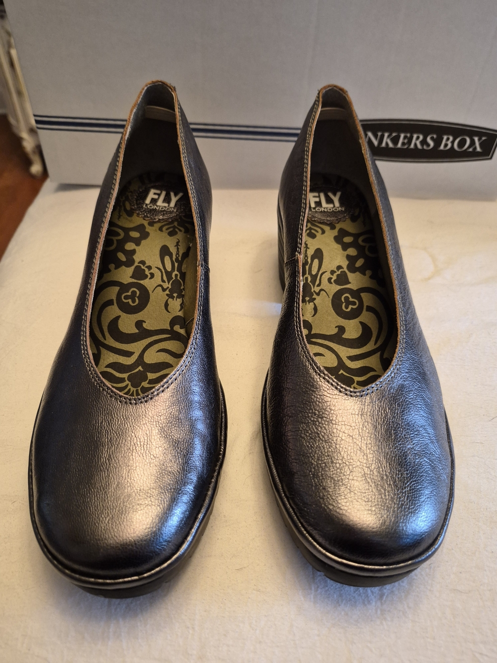Fly London Walo Metallic Leather Pewter Slip-On Pumps. Like New.  Career Wear.